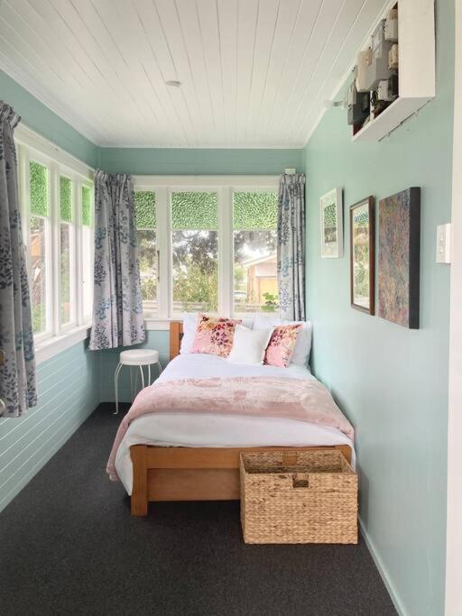 Artshack At The Beach Whanganui Exterior photo